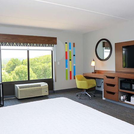 Hampton Inn Atlanta-Canton Exteriör bild