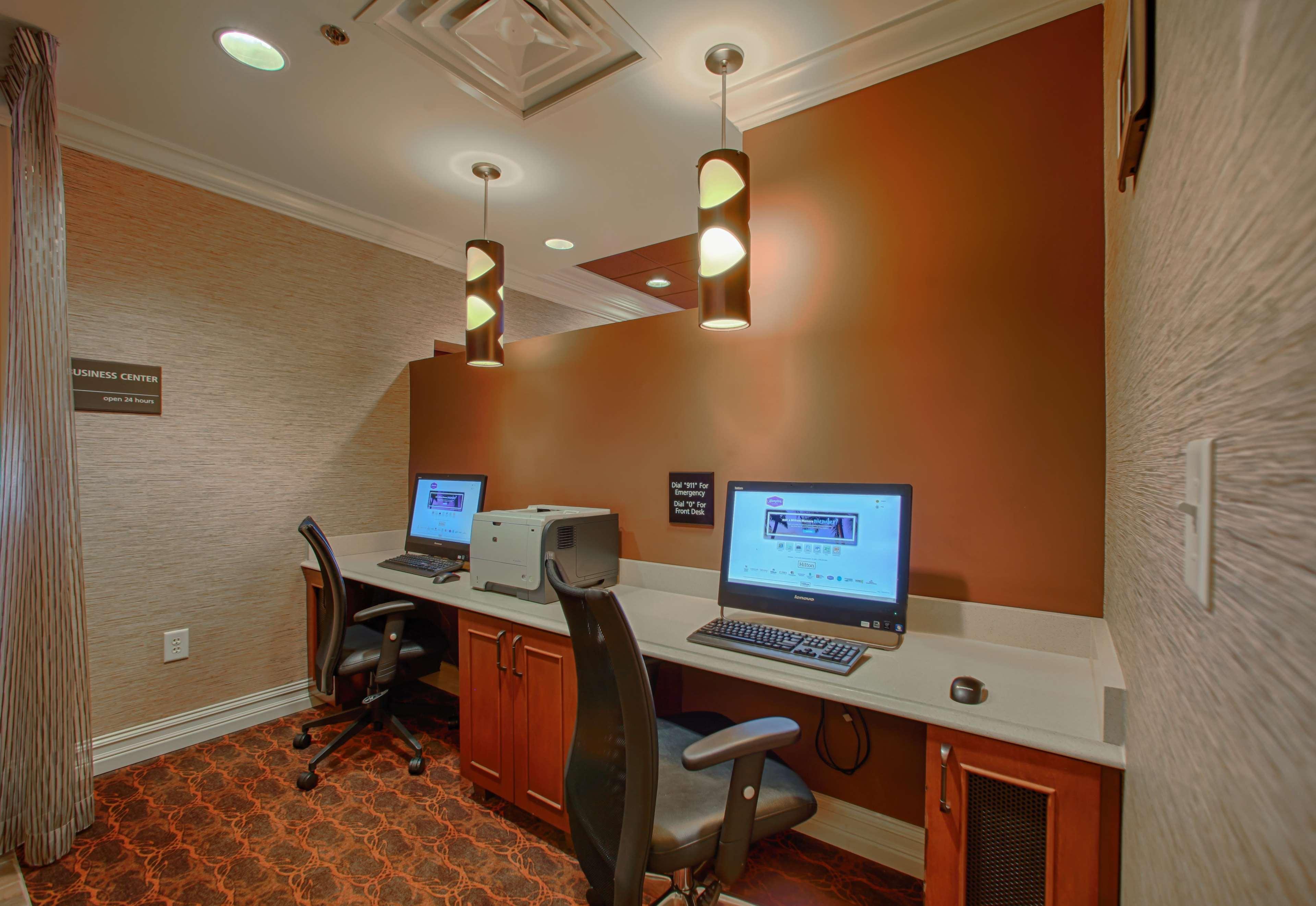 Hampton Inn Atlanta-Canton Exteriör bild