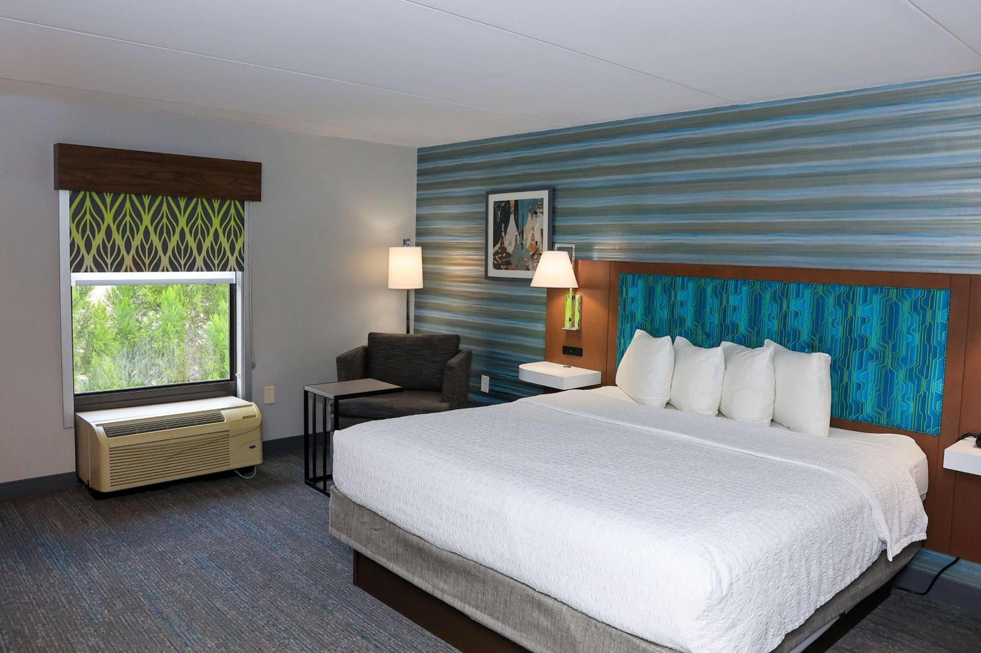 Hampton Inn Atlanta-Canton Exteriör bild